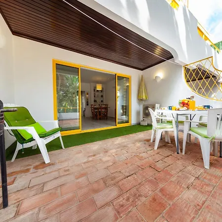 Holiday Home In Vilamoura Near Marina Beach