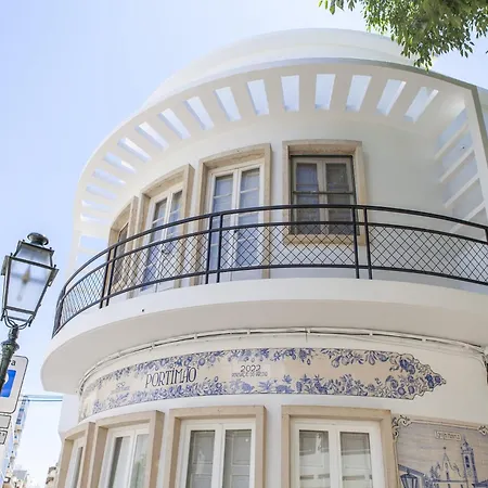 Charming 1-bed W A C, Wifi Quarteira